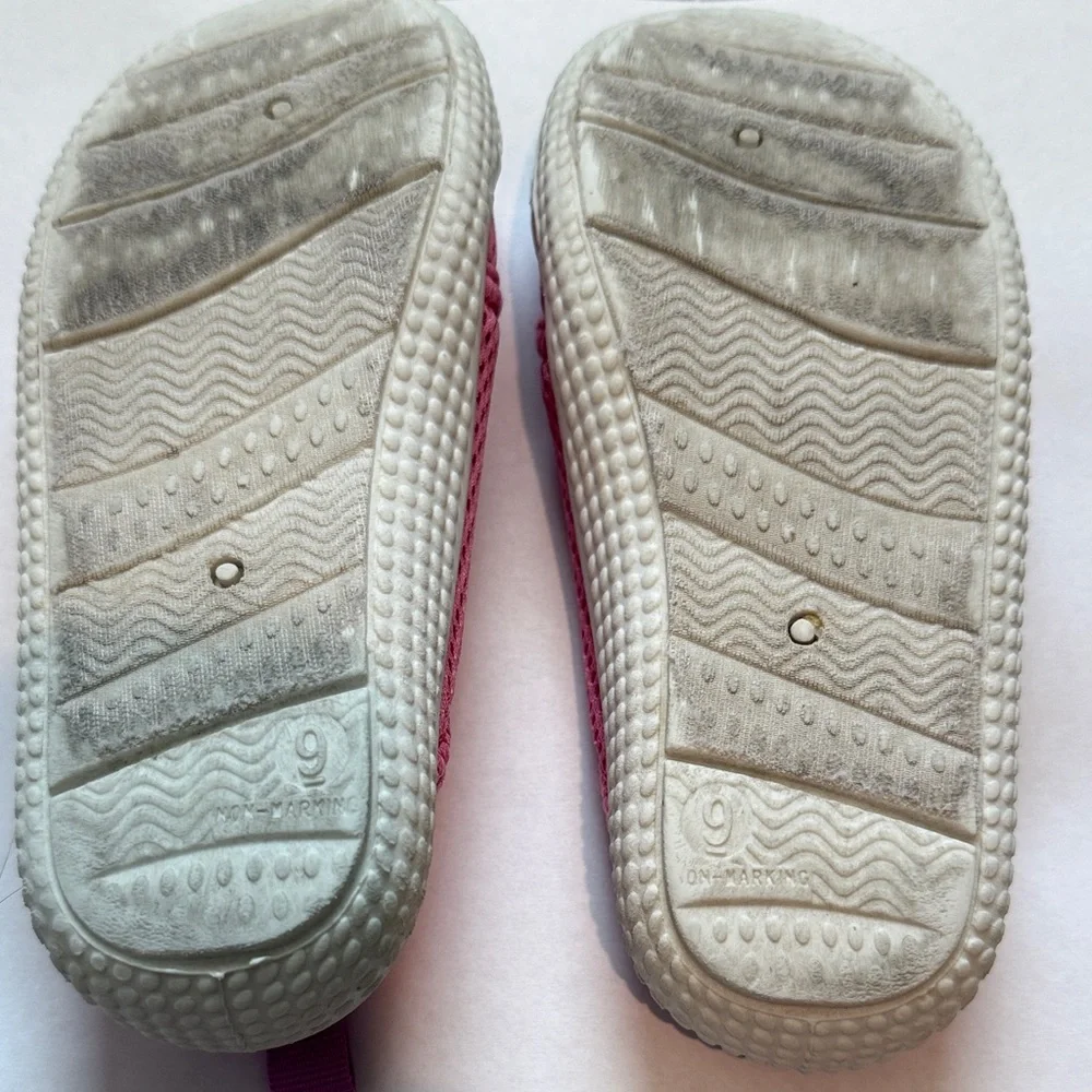 Cat & Jack Pink Kids Water Shoes